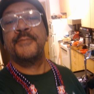 Meet your Posher, Leroy